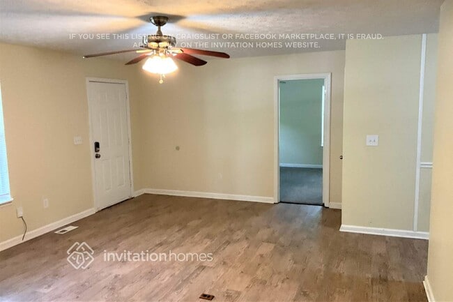 Photo - 15 Tracey Ln