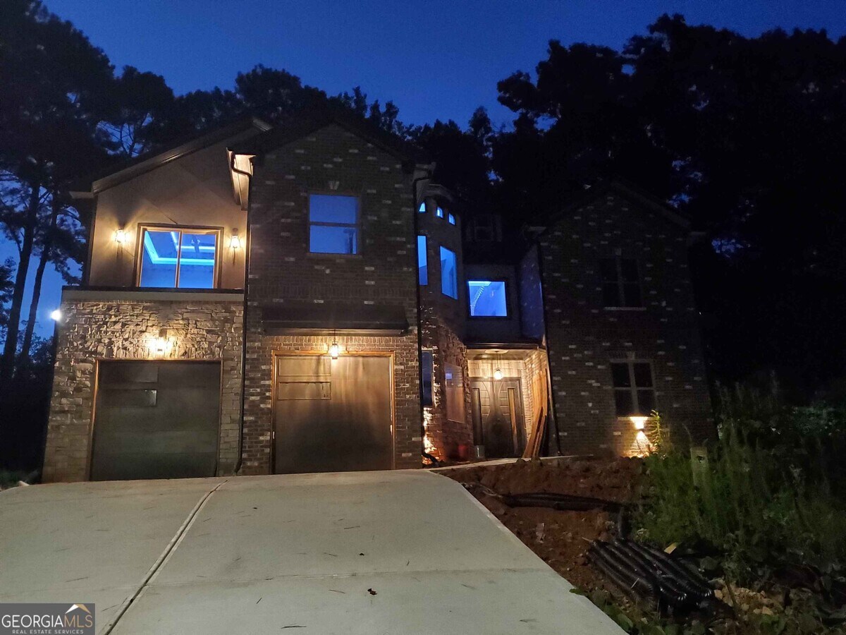 Photo - 2847 Tee Rd SW