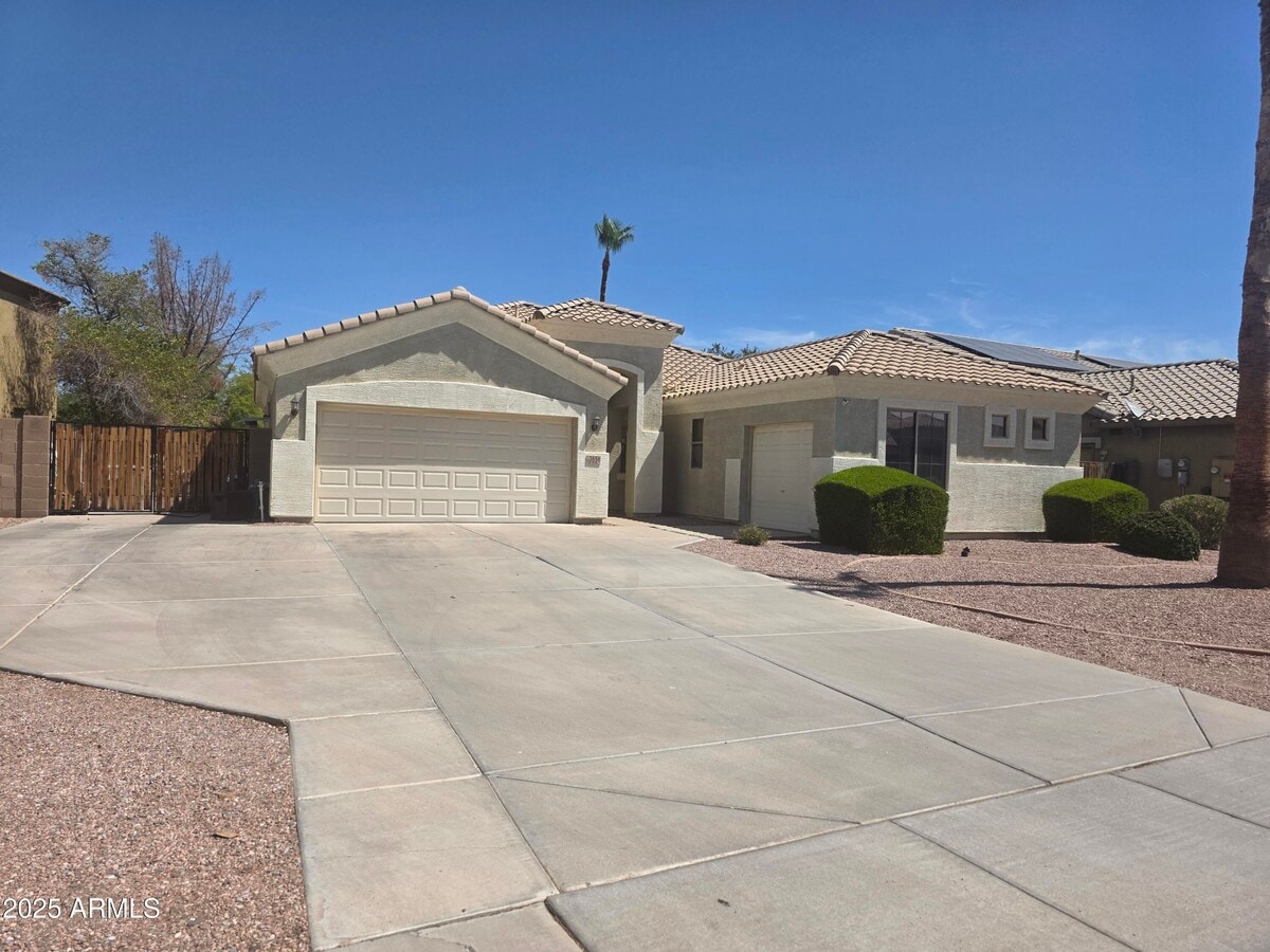 Photo - 1656 E Hawken Pl House
