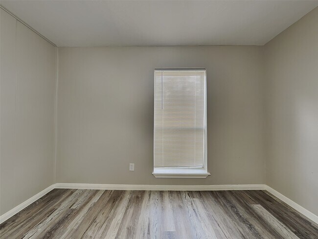 Photo - 23034 Earlmist Dr