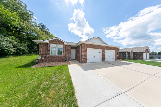 Photo - 603 Spring Ridge Rd