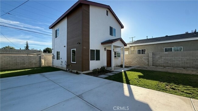 Photo - 3346 Brandon St