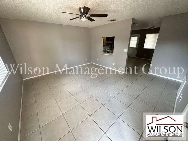 Photo - 1912 Wizard Ct