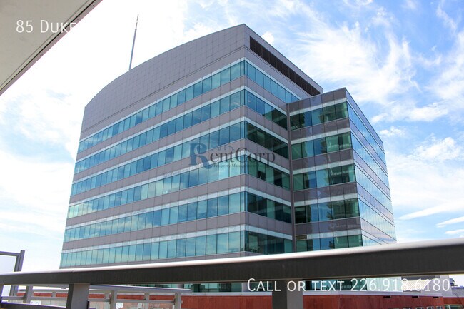 Building Photo - 85 Duke St W
