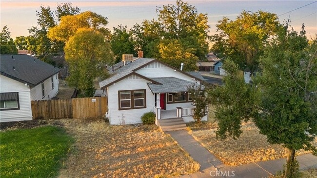 Photo - 77 E Main St