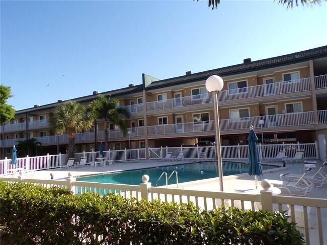 150 Harborside Ave Unit 133