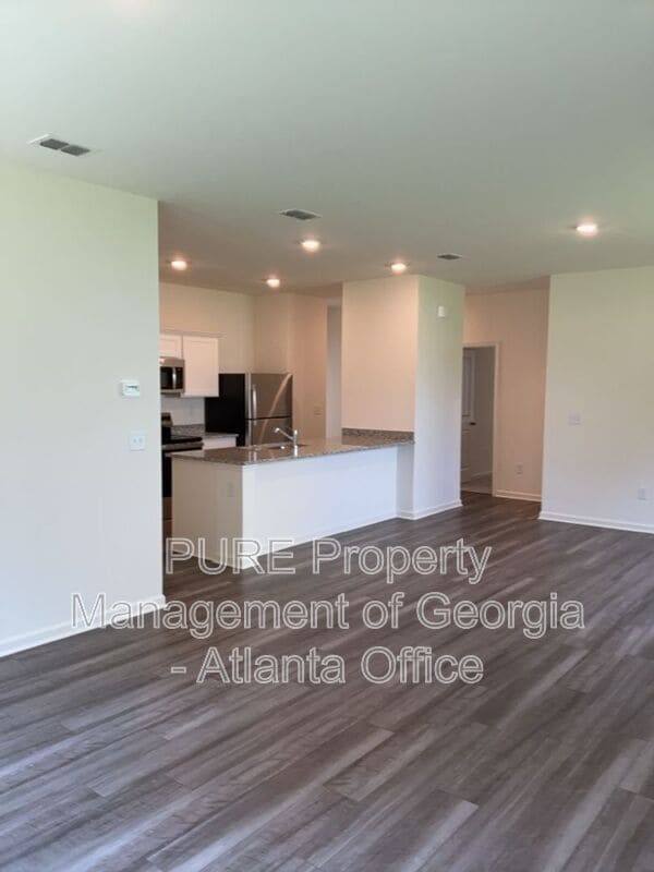 Photo - 25 Crescent Blvd
