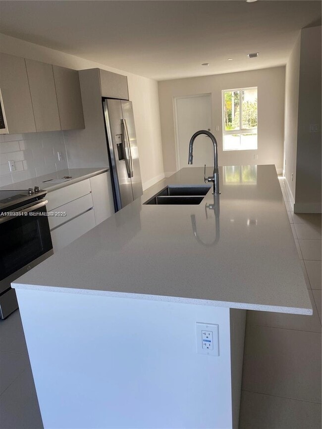 Photo - 2535 NE 193rd St Unit 3108