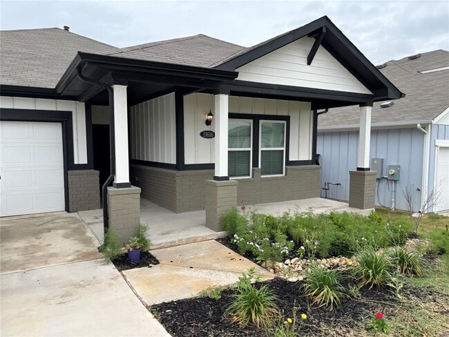 Photo - 11616 Comano Dr