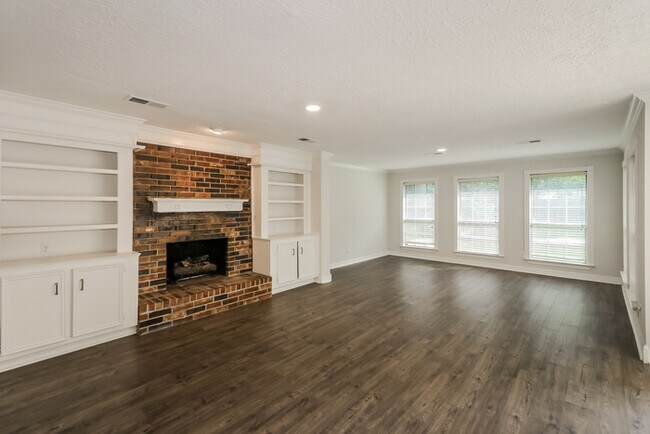 Photo - 18011 Tall Cypress Dr