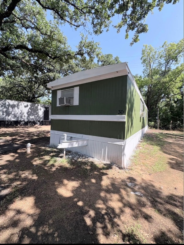 Photo - 215 Weeks Rd