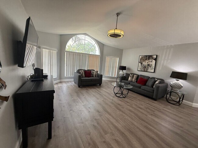 Photo - PENDING - FURNISHED 3 bedroom 2 bath for rent lease 2444 Sweetwater Club Circle Unit #34 Kissimme...