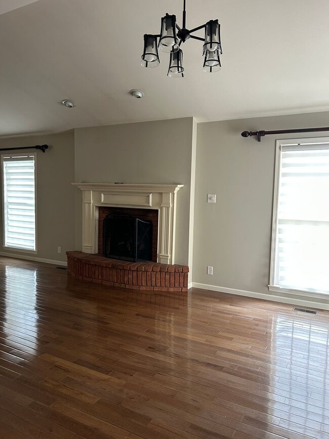 Photo - Beautiful Lake Home