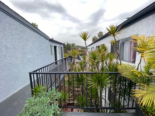 Photo - 3030 Valle Vista Dr Unit 39