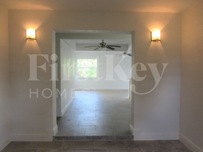 Photo - 7347 Barragan Rd