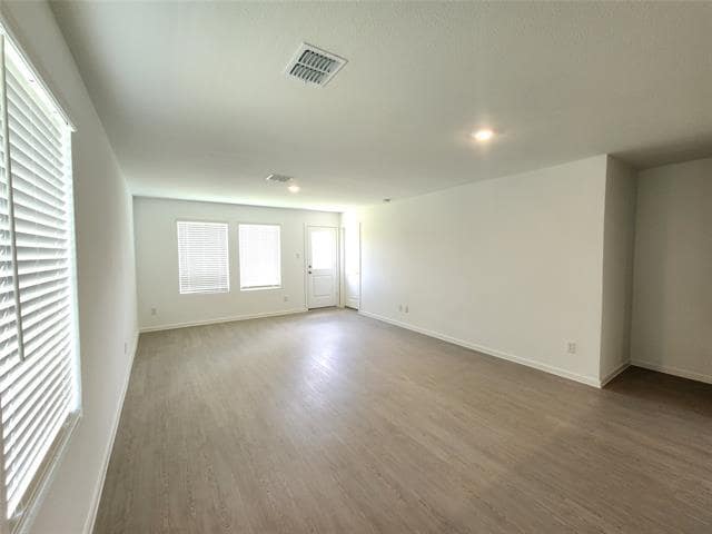 Photo - 1043 Birkdale Dr