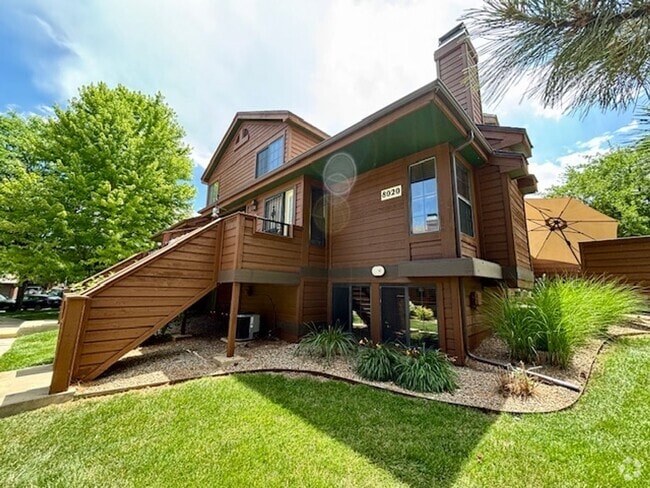 Building Photo - 8020 Holland Ct Unit 8020 Holland Court, #21-C Rental