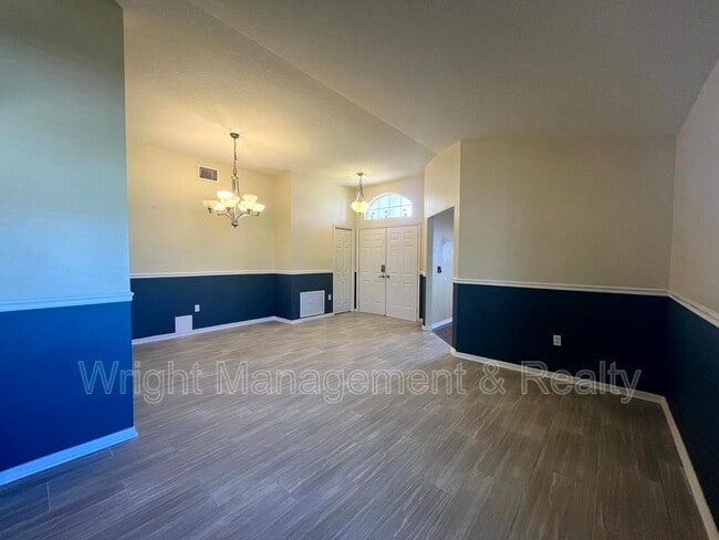 Photo - 29731 Morwen Pl