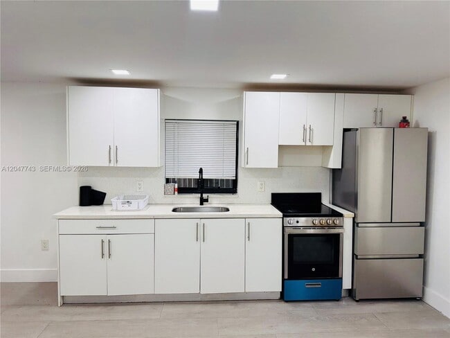 Photo - 520 NW 45th St Unit 2