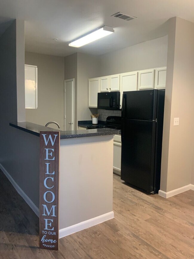 Photo - 1000 Diamond Dr Unit 2504