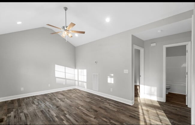 Photo - 809 Willeve Dr Unit A