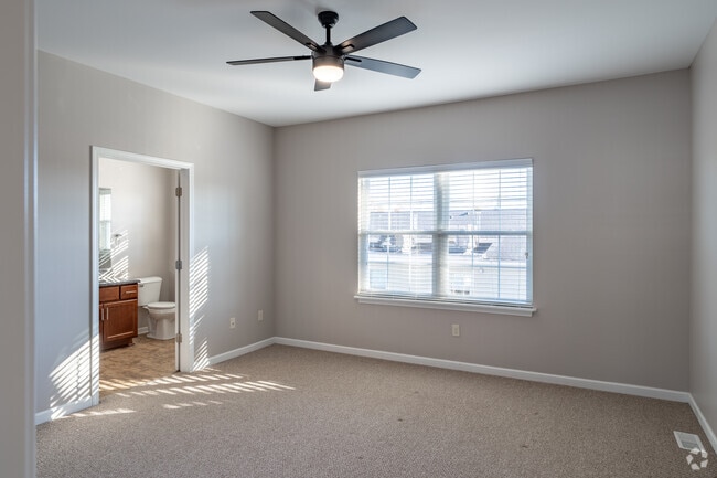 2BR, 2.5BA - 1,459SF - Primary Bedroom - Hunt Club Circle Townhomes