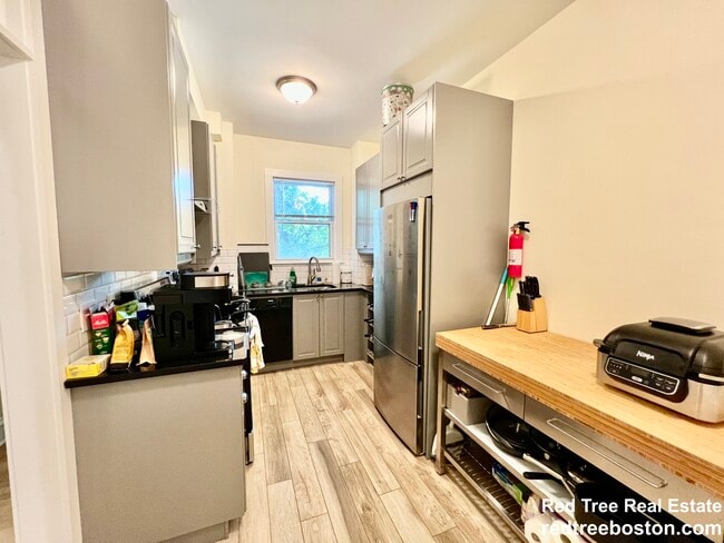 Photo - 14 Leamington Rd