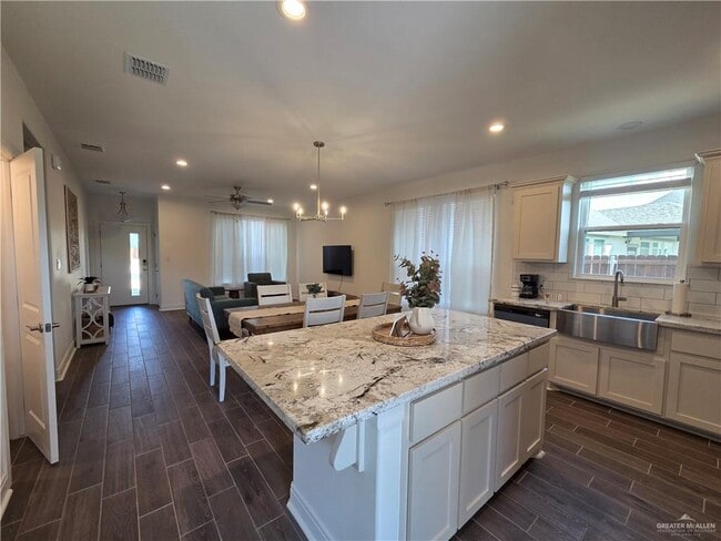 Photo - 17 Westcave Falls Ln