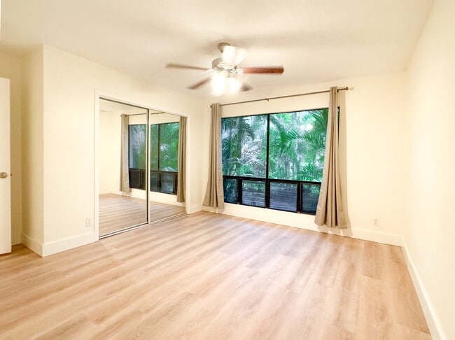 Photo - 15 Kulanihakoi St