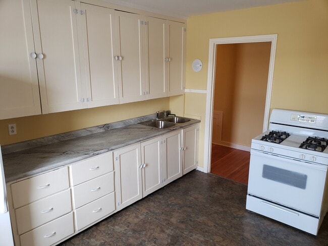 Building Photo - Bakery Building Unit 2 Rental