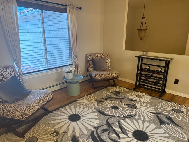 Photo - 152 Las Lunas St