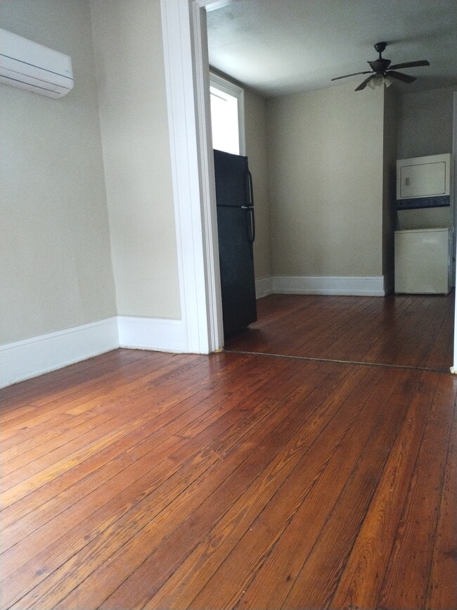 Photo - 2015 Josephine St