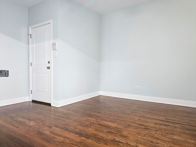 Photo - 4100 N Kedzie Ave Unit 2E