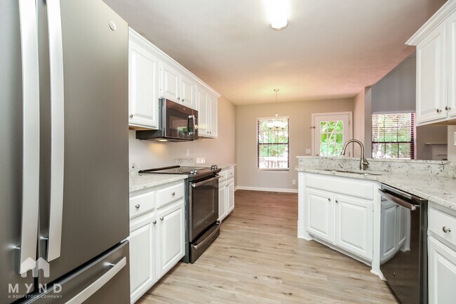 Photo - 404 Bridgeton Cove Ct
