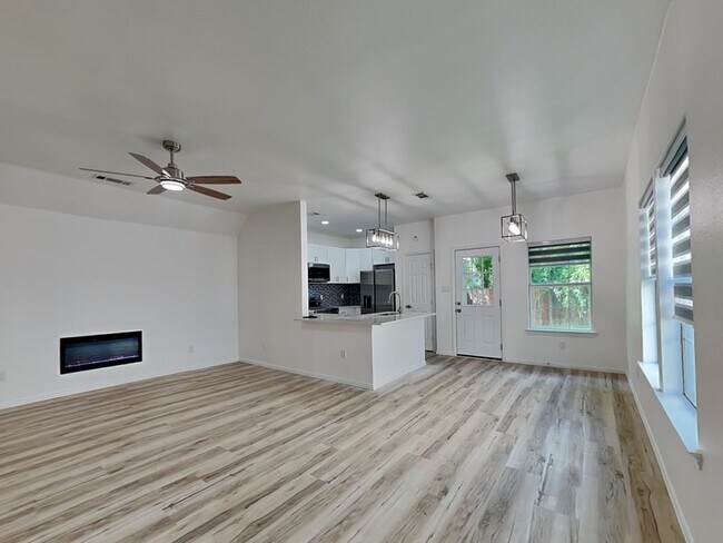 Photo - 807 Fenet St Unit B