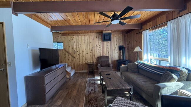 Photo - 18850 Fir Dr