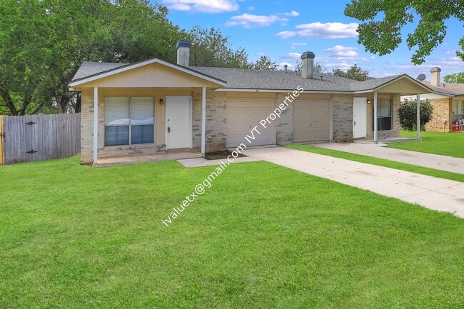 Photo - 7912 Echo Wind St