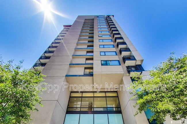 Photo - 260 King St Unit #1215