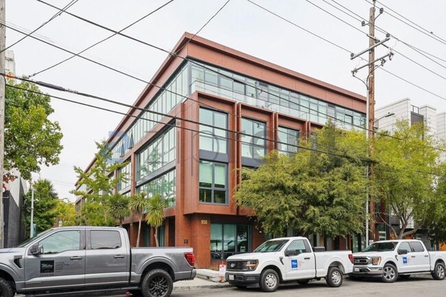 Building Photo - Unit 214