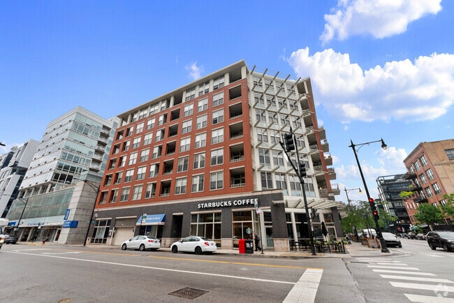 Building Photo - 1001 W Madison St Unit #  0607 Rental