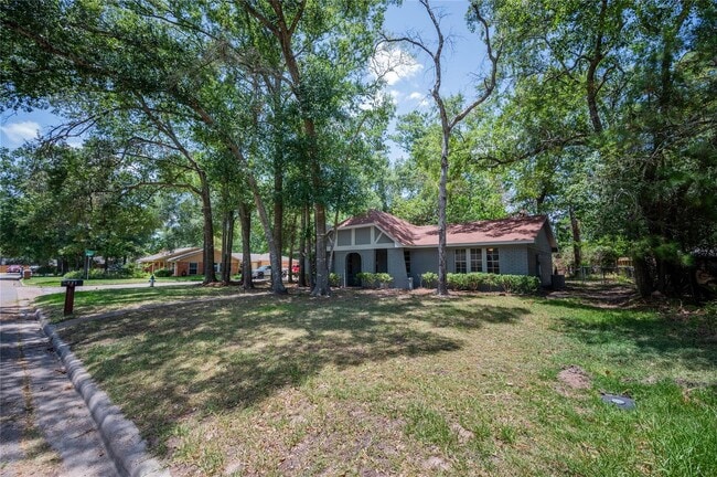 Photo - 201 S Ridgeway Dr