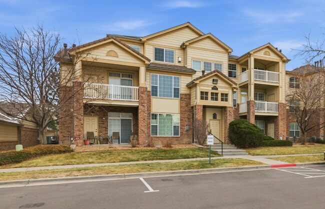 Photo - Beautiful 1 Bedroom Condo - Carport, Community and Gym available ASAP! Unidad 301