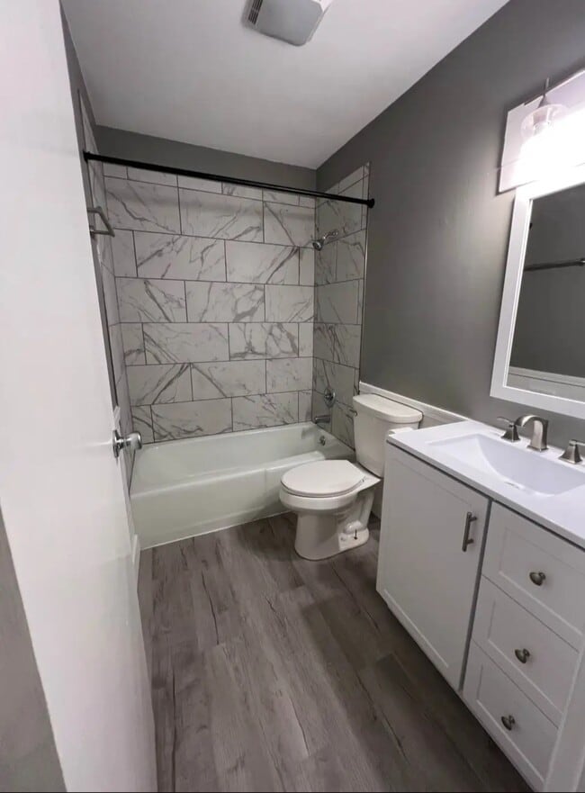 Photo - 5410 Dunmore Dr