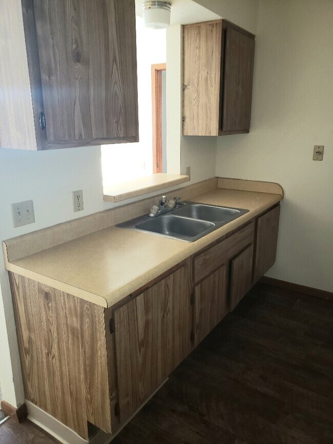 Photo - Parkview Apartments