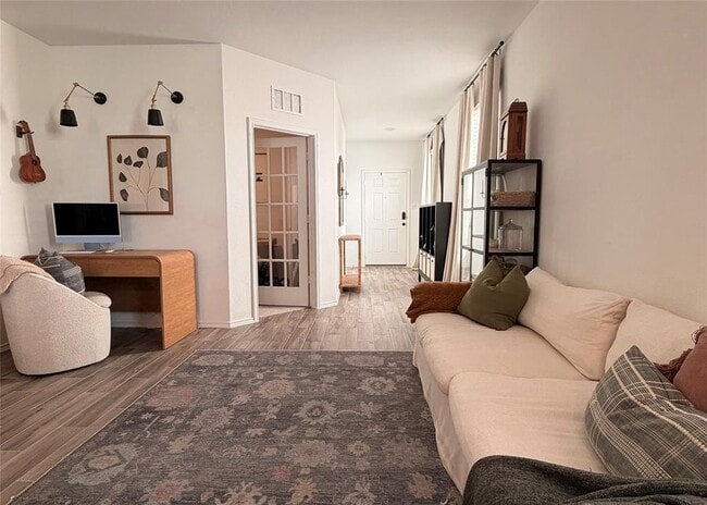 Photo - 112 Bennington Dr