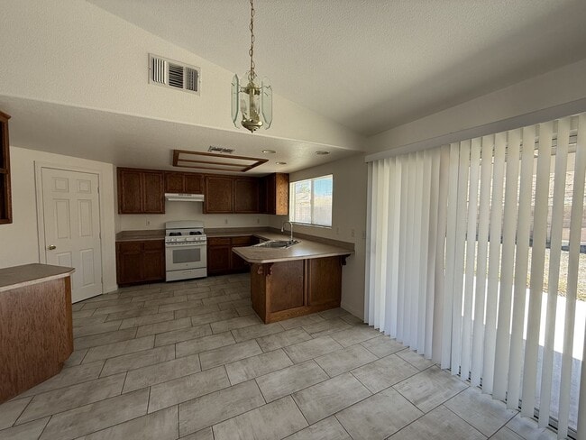 57073 Juarez Dr