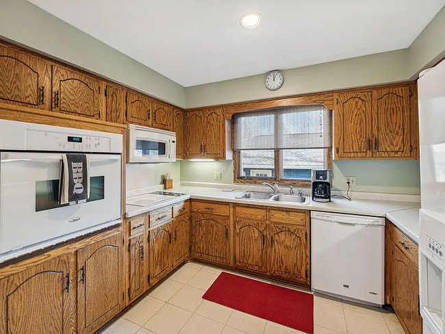 Photo - 1803 Chestnut Dr