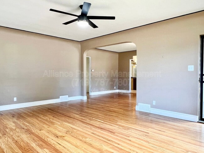 Photo - 401 Cheyenne Blvd