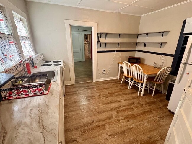 Photo - 1145 16th Ave S