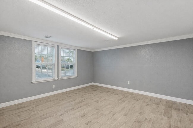 Photo - 105 Pompano Ave